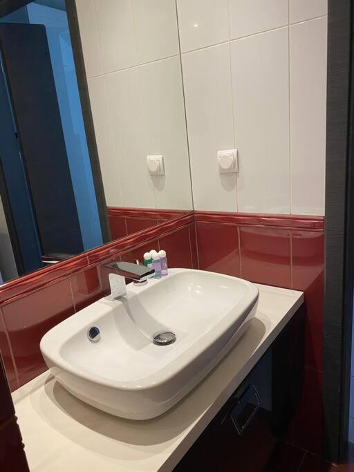 Panama Apartament 3 Poznan Apartment ภายนอก รูปภาพ