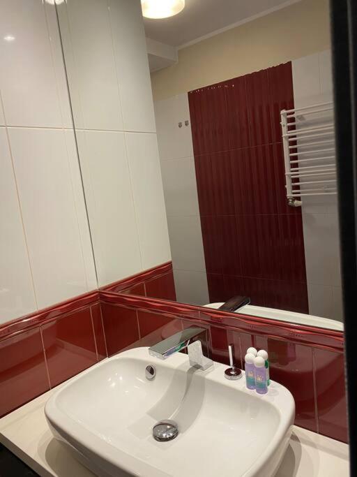 Panama Apartament 3 Poznan Apartment ภายนอก รูปภาพ